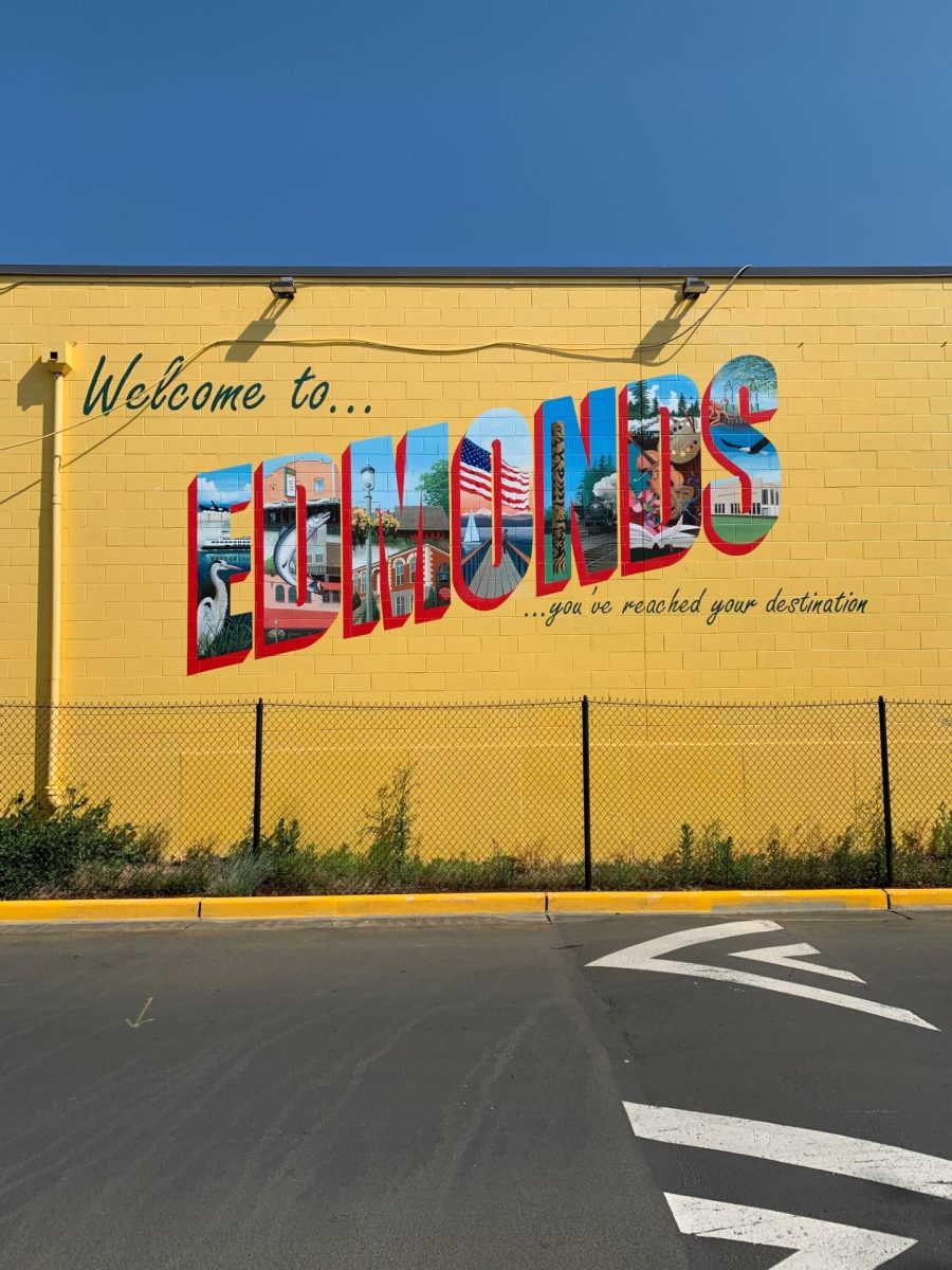 Welcome+to+Edmonds+sign+in+downtown+Edmonds.++