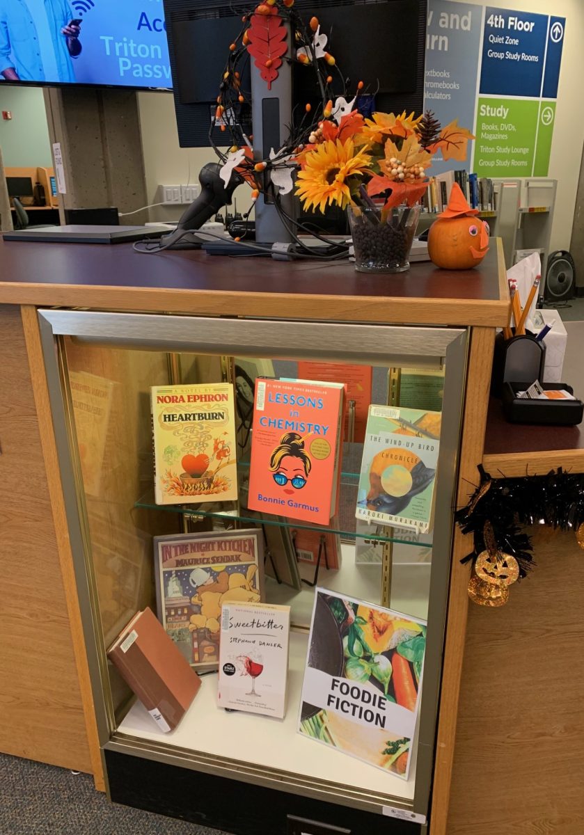 One of the fall themed book displays set up in the library. 